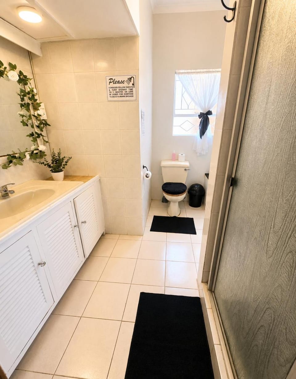 Zhantique Guest House 2- Unit 2 Bed and Breakfast in Gauteng