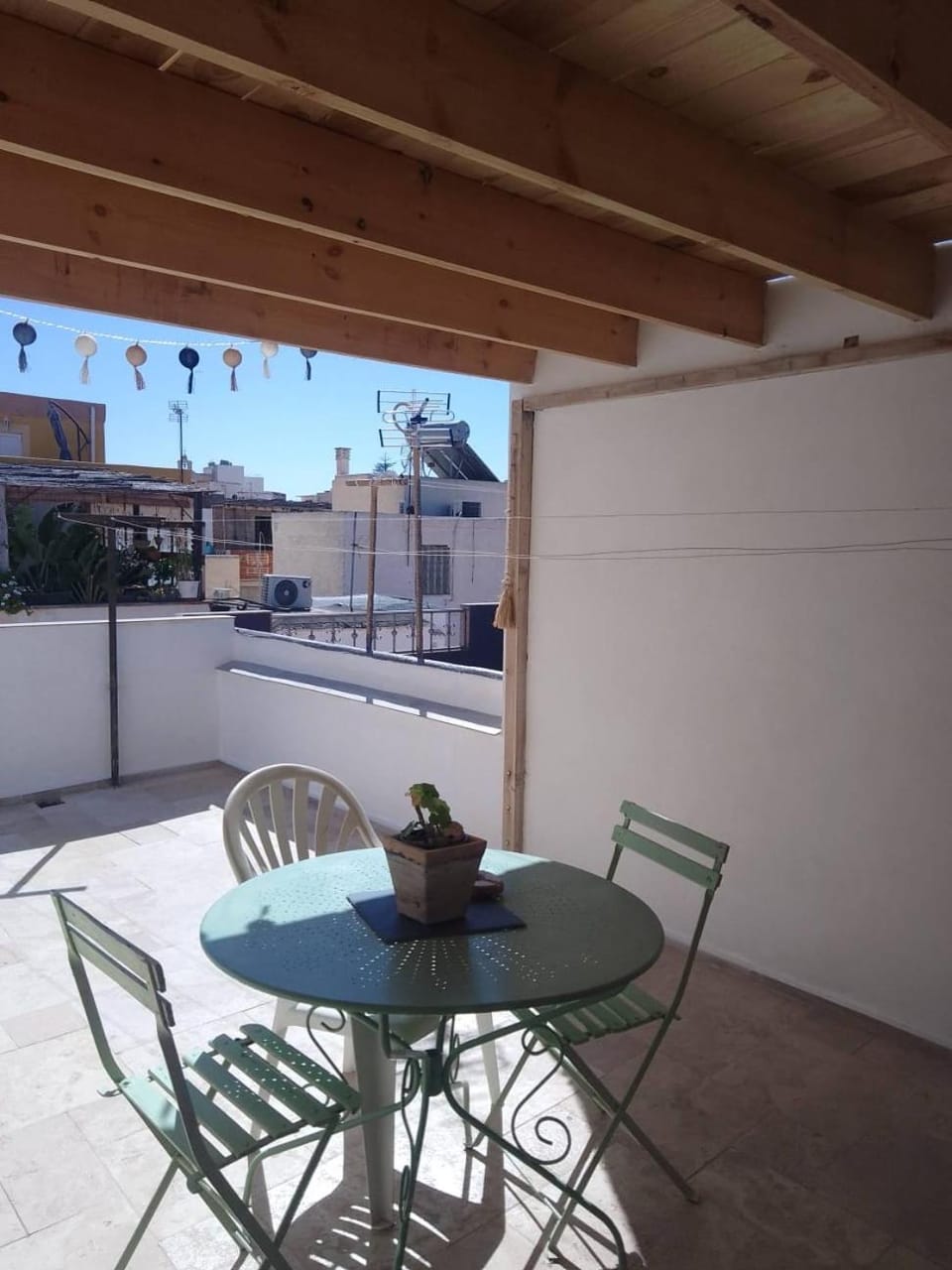 Casita entera la paloma bonita mirador vista a 360 grados - hasta 5 personas en el casco antiguo la médina centro almeria bajo alcazaba terraza buena vista -opcion parking privado - y opcion sabanas - House in Almería