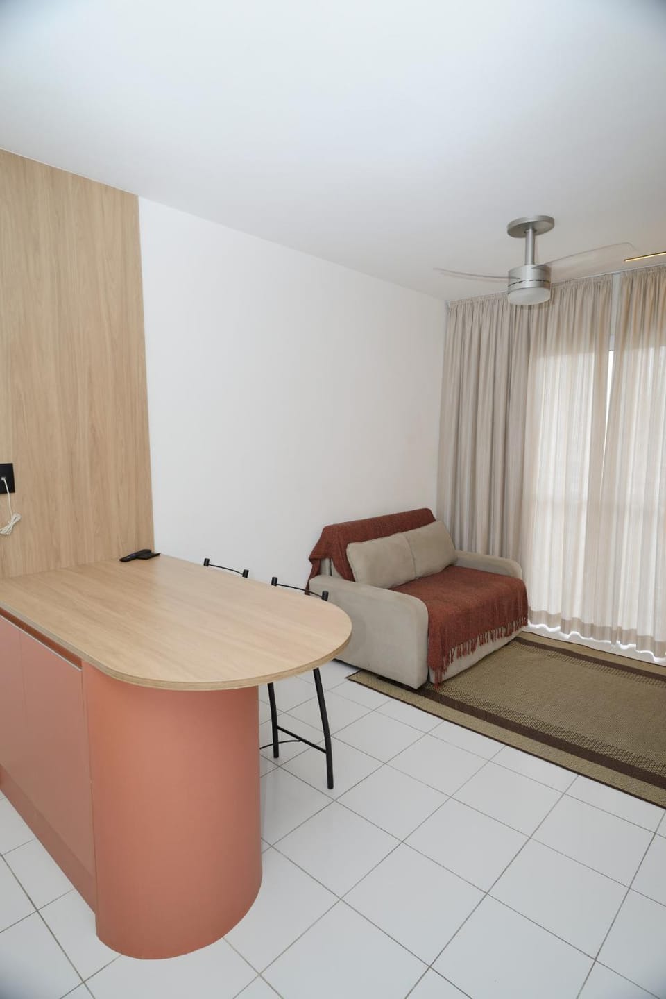 Living room, Photo of the whole room