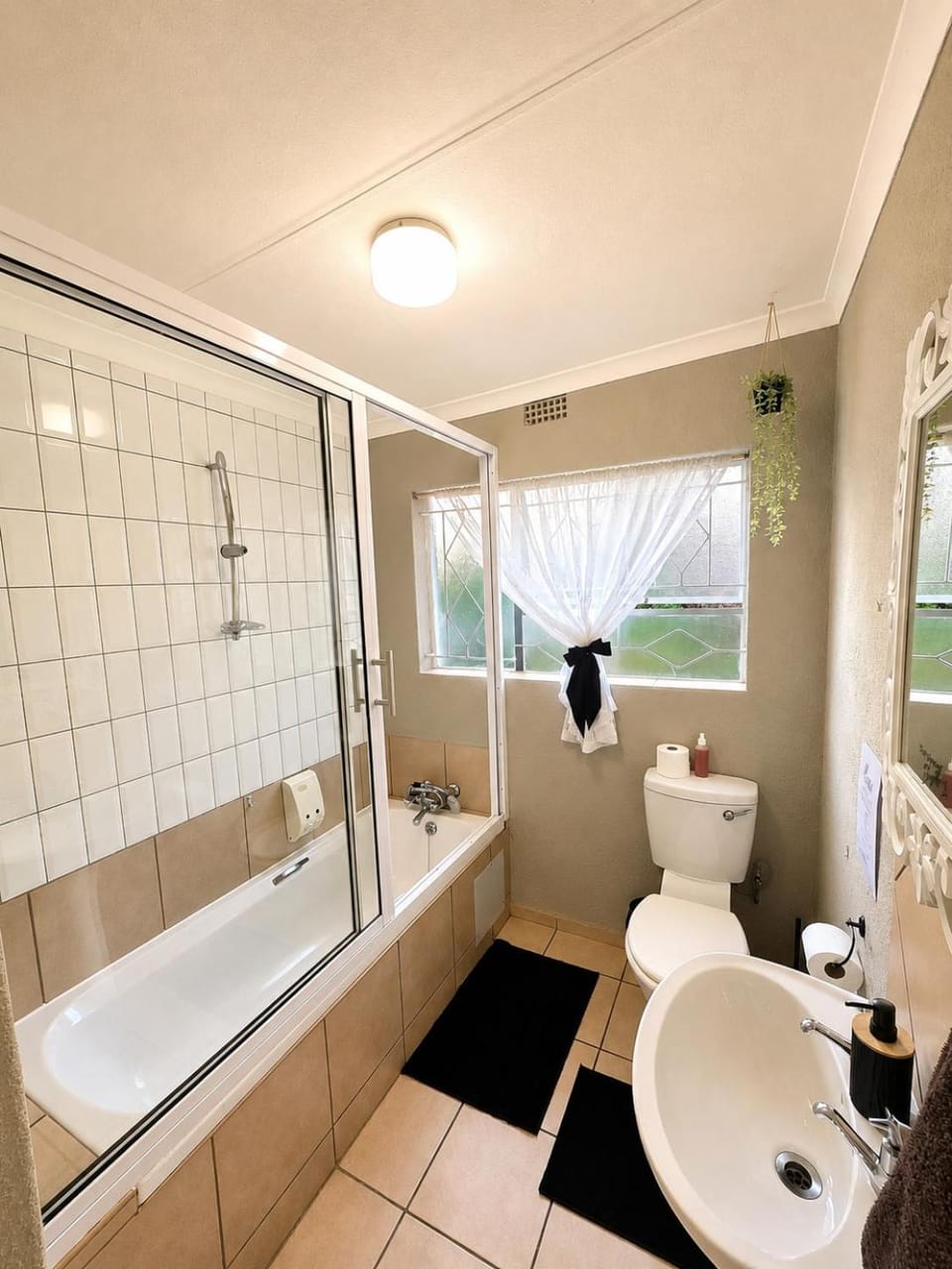 Zhantique Guest House 2- Unit 3 Bed and Breakfast in Gauteng