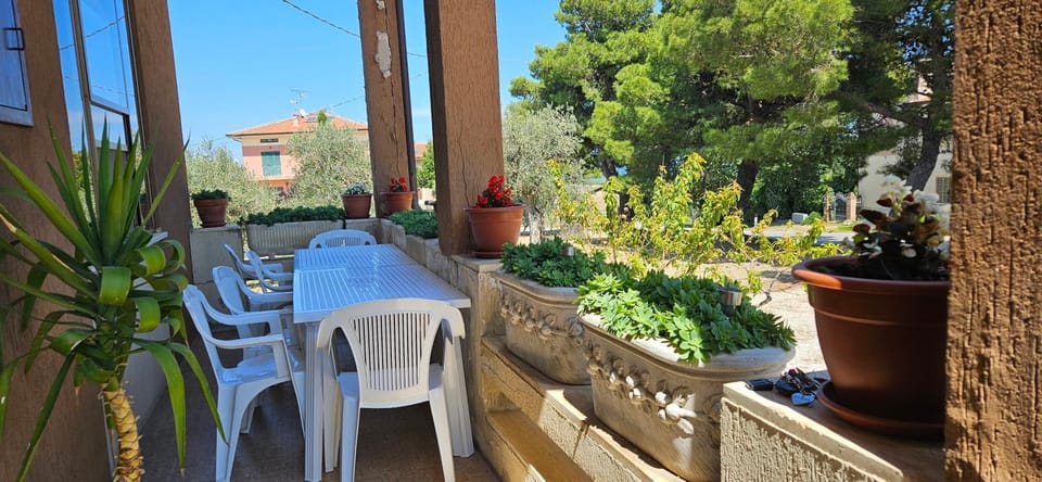 Patio, Balcony/Terrace