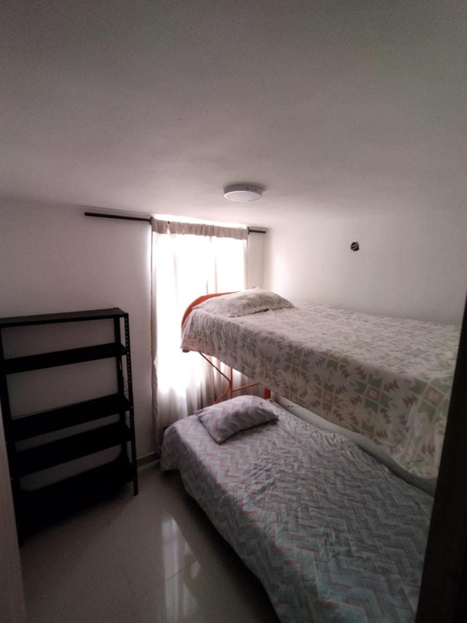 Bedroom, bunk bed