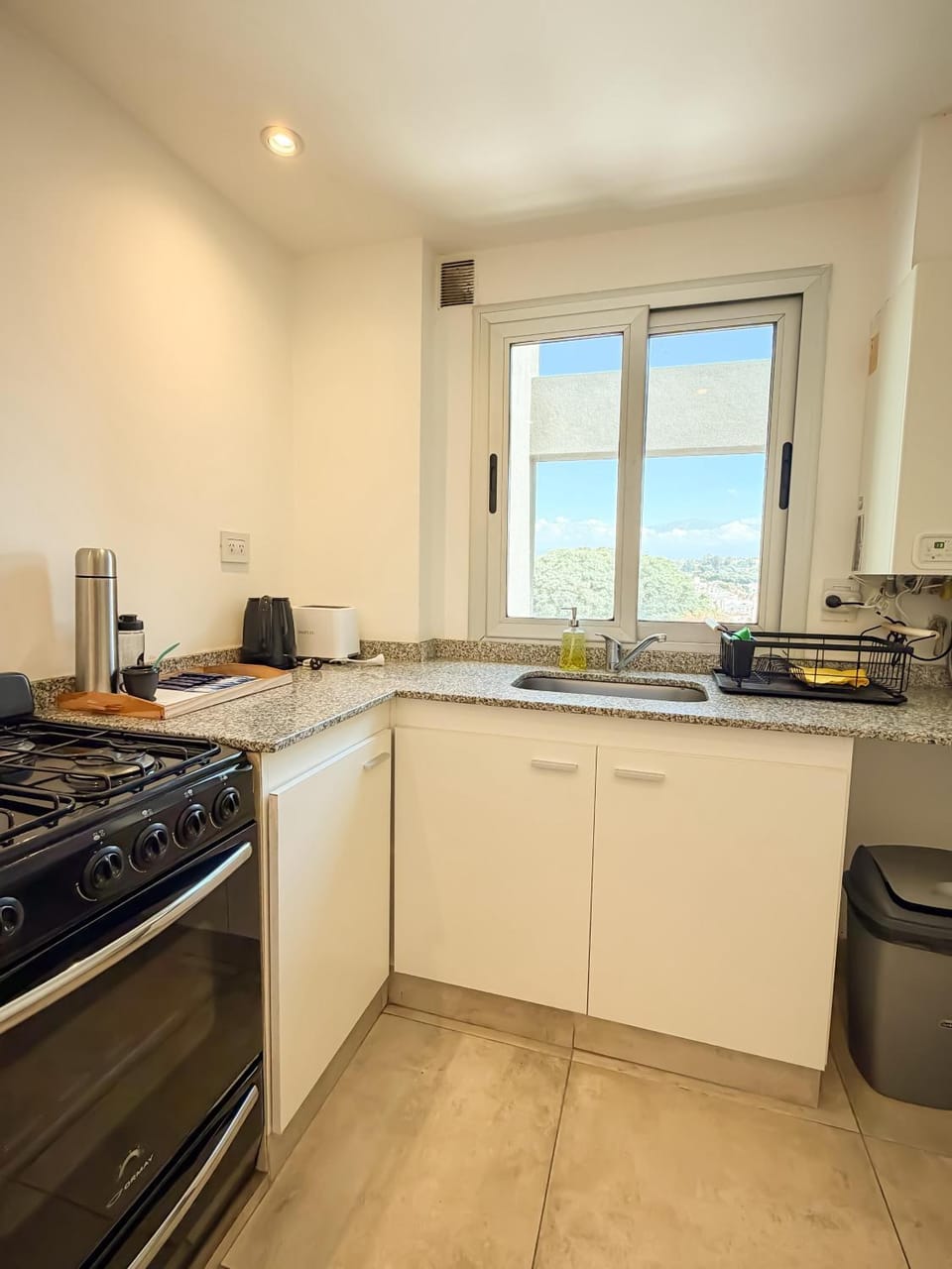 Dpto buena ubicacion en Salta, Capital - Bonavista Rentals Apartment in Salta
