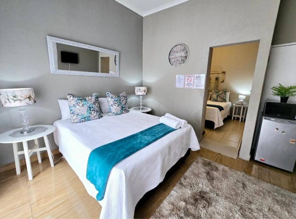 Zhantique Guest House 2- Unit 5 Bed and Breakfast in Gauteng