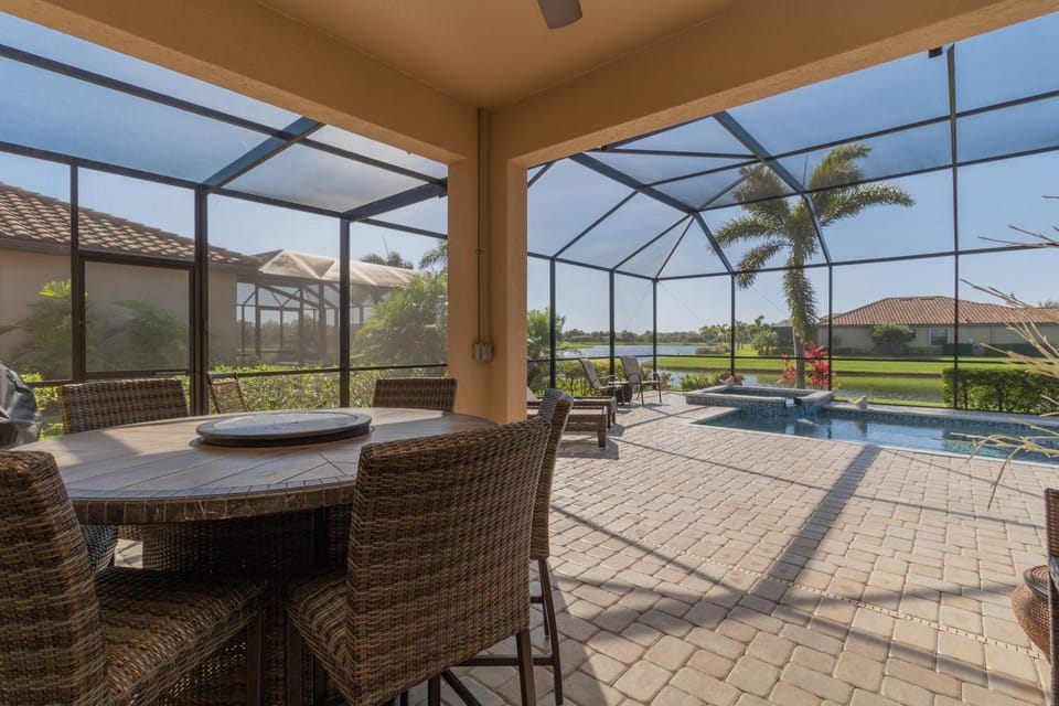 128 Sweet Tree! Lakeside home with private pool located in River Strand Golf & CC House in Tampa Bay