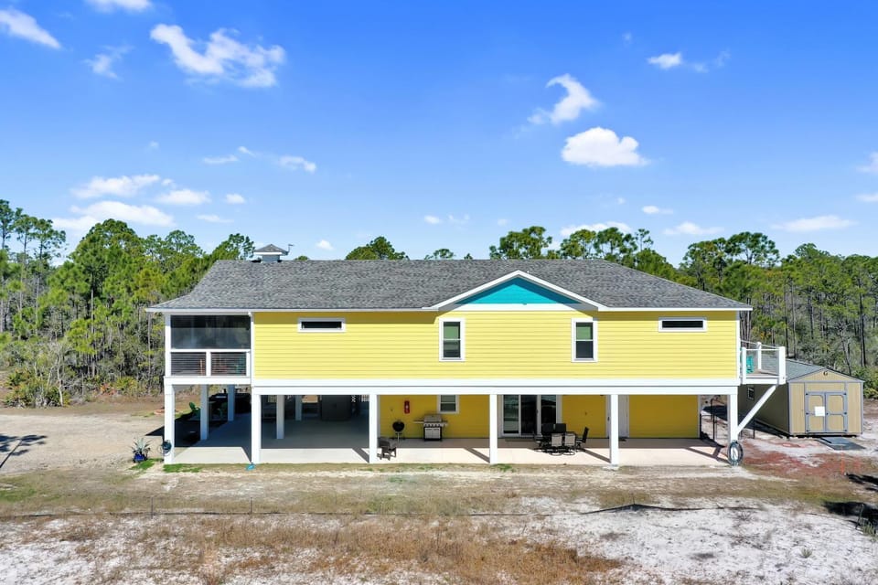 Dolphin Daze Hideaway by Pristine Properties Vacation Rentals House in Florida