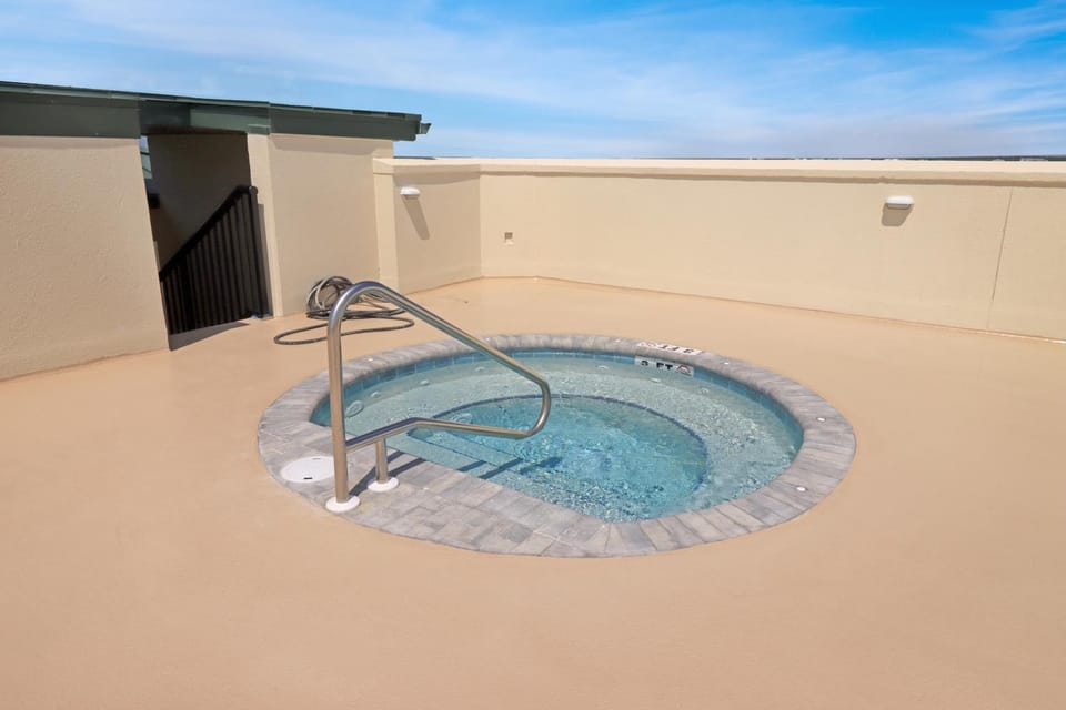 The Vue 2C by Pristine Properties Vacation Rentals Apartment in Mexico Beach