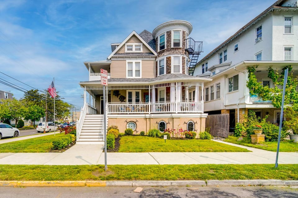 Centrally Located Ocean City Apt < 1 Mi to Beaches Apartment in Ocean City