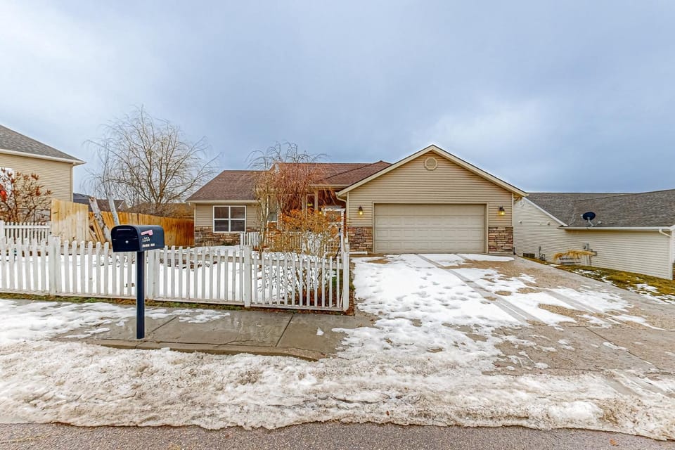 Mtn-View Pocatello Home Near Town & Trails House in Pocatello
