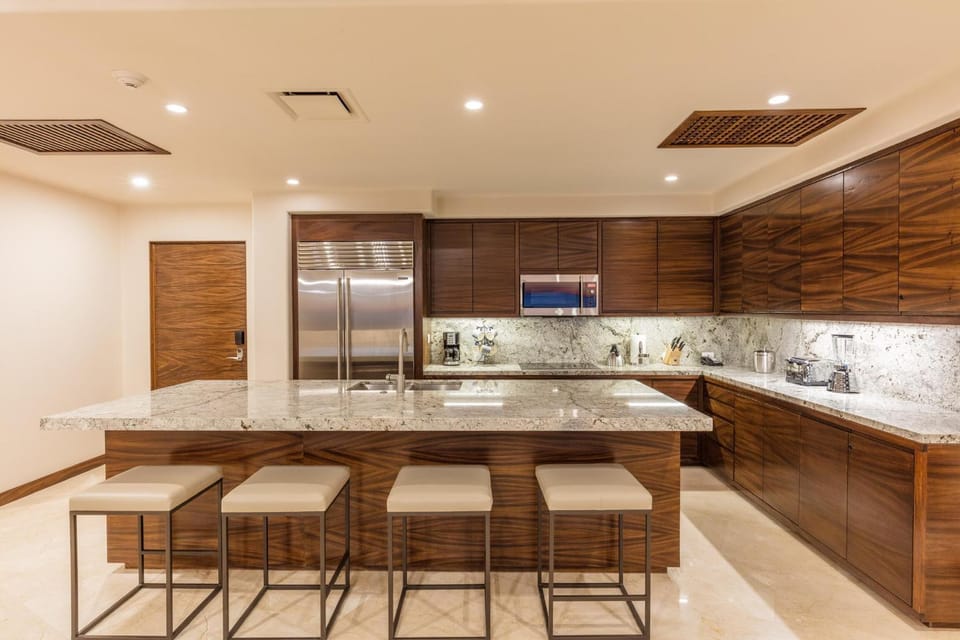 Coffee/tea facilities, Kitchen or kitchenette, Dining area, minibar, pet friendly, stove