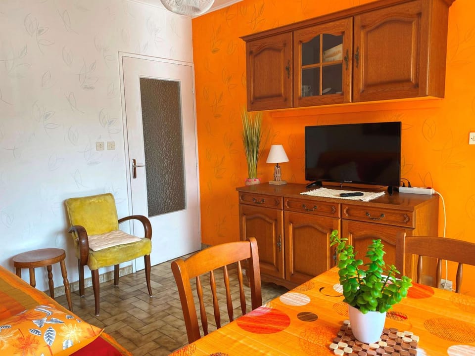 Appartement T2 avec loggia, proche centre et étang de Thau - calme, équipé, 34540 Balaruc-les-Bains - FR-1-553-251 Apartment in Balaruc-les-Bains