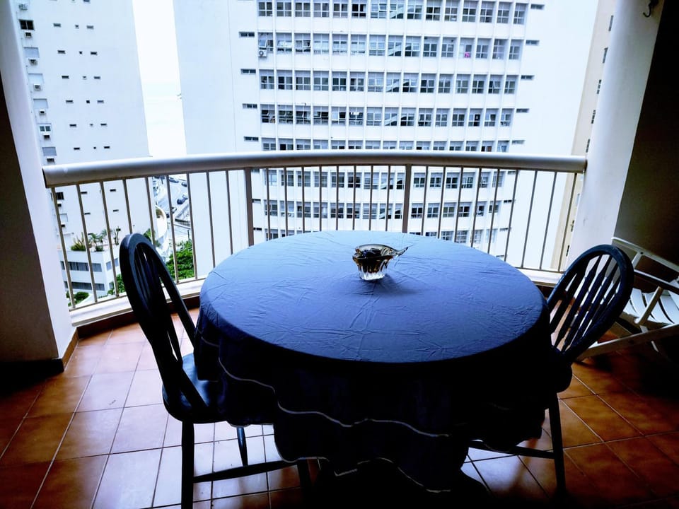 Flat Morro -Maluf Guarujá - 3 min a pé praia Apartment in State of São Paulo