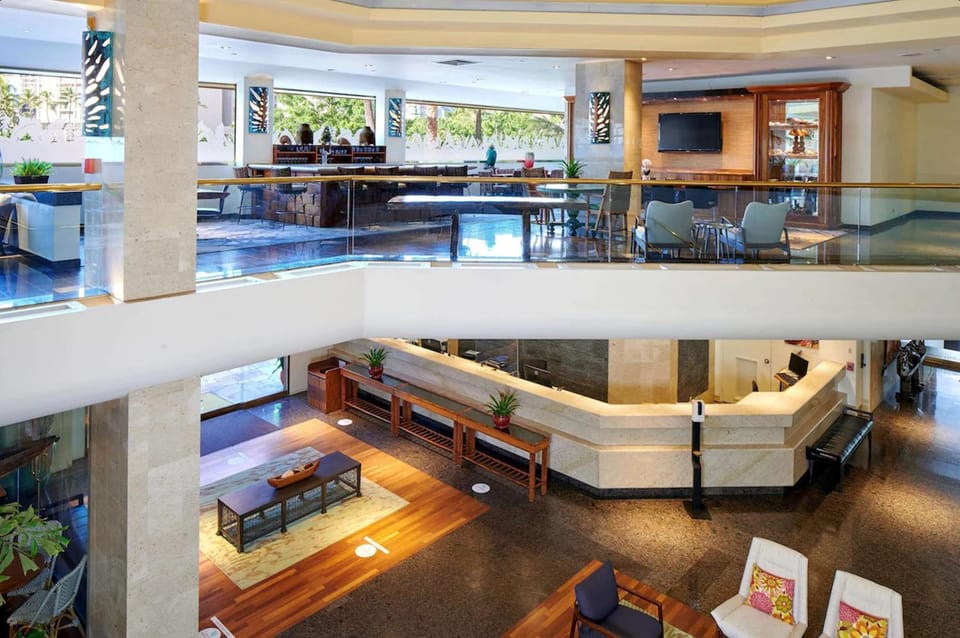 Lobby or reception, Lounge or bar