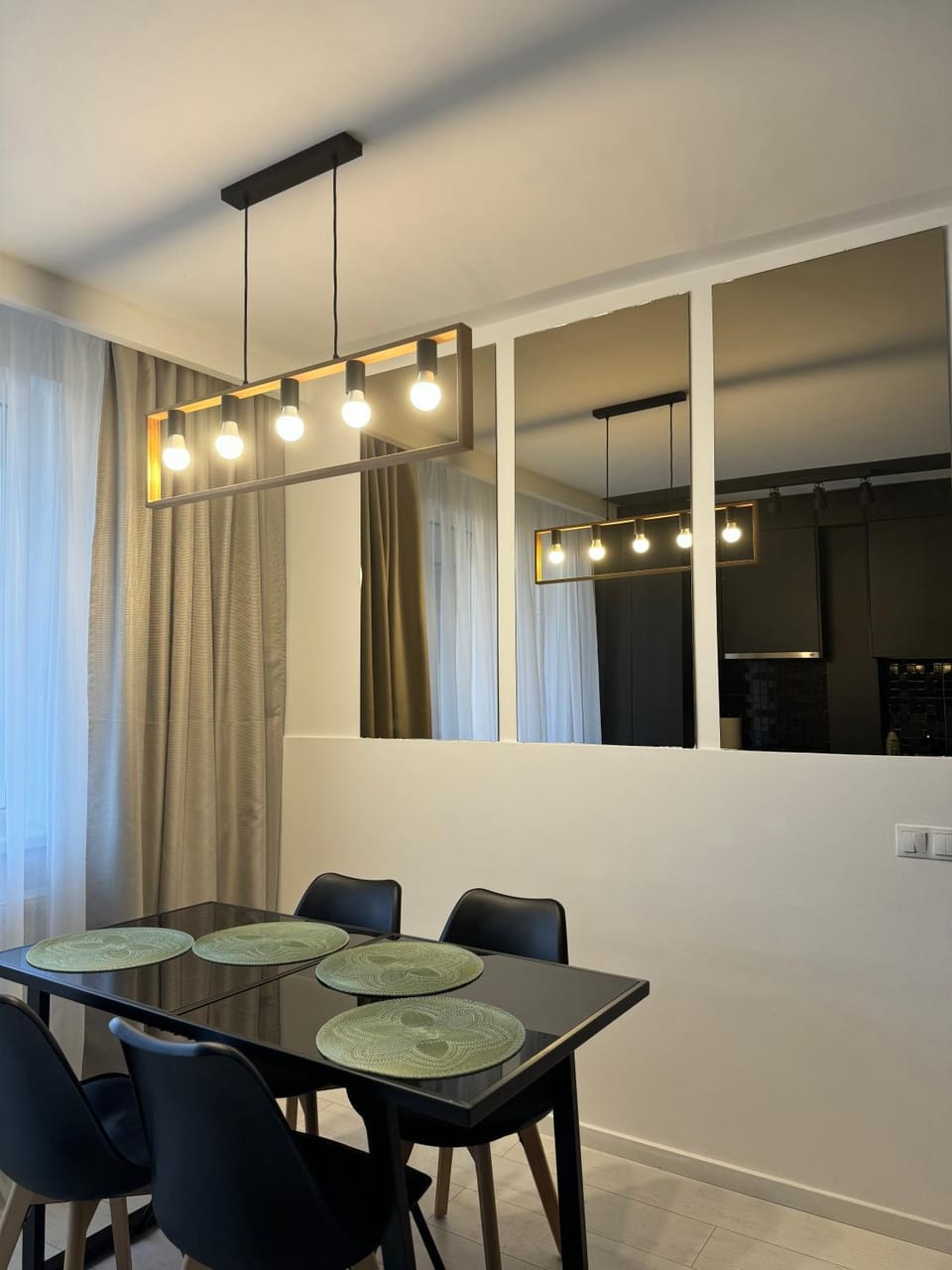 BLACK APARTAMENT Apartment in Cluj County