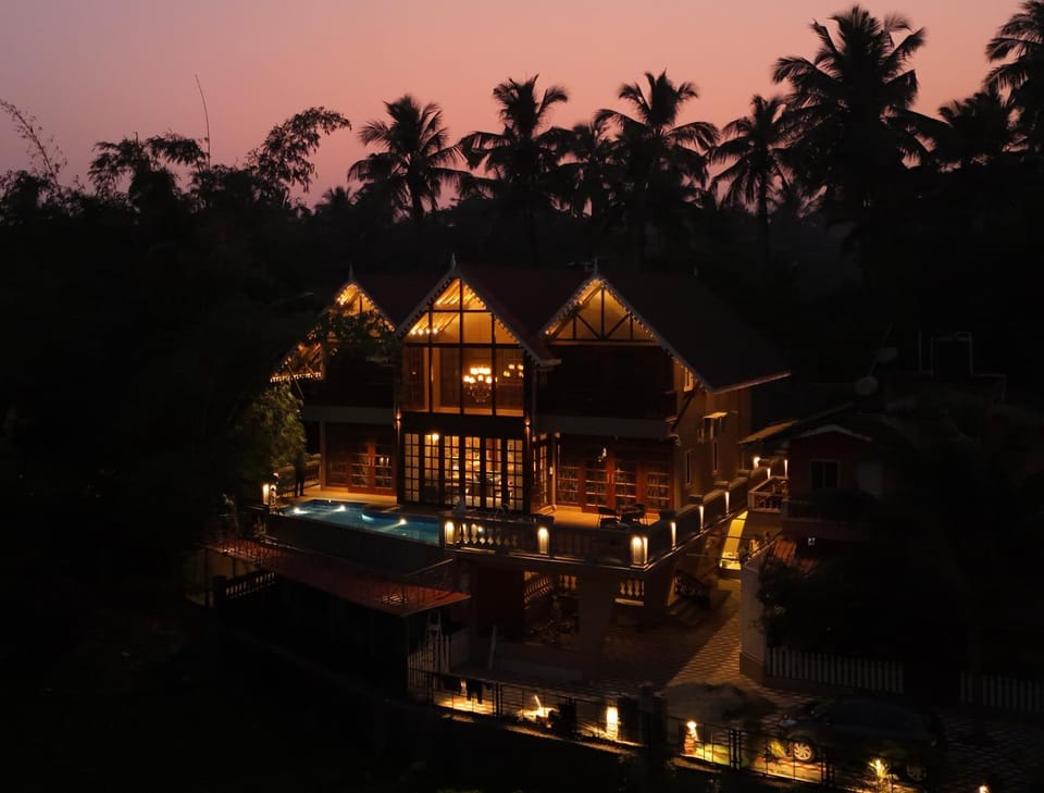 Property building, Staff, Night, Natural landscape, Garden, Garden view, Pool view, Swimming pool, Entertainment, Breakfast, children