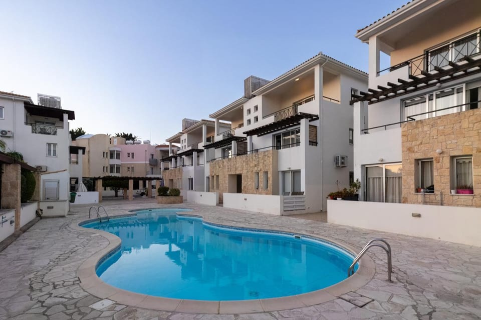 Property building, Pool view, Swimming pool