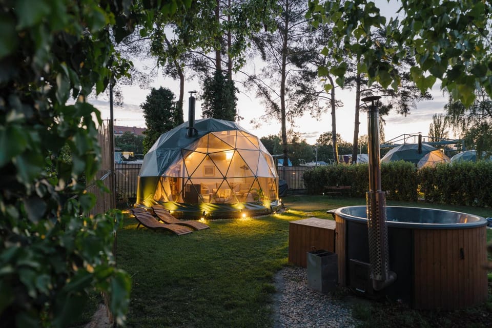 Natural landscape, Garden, Hot Tub