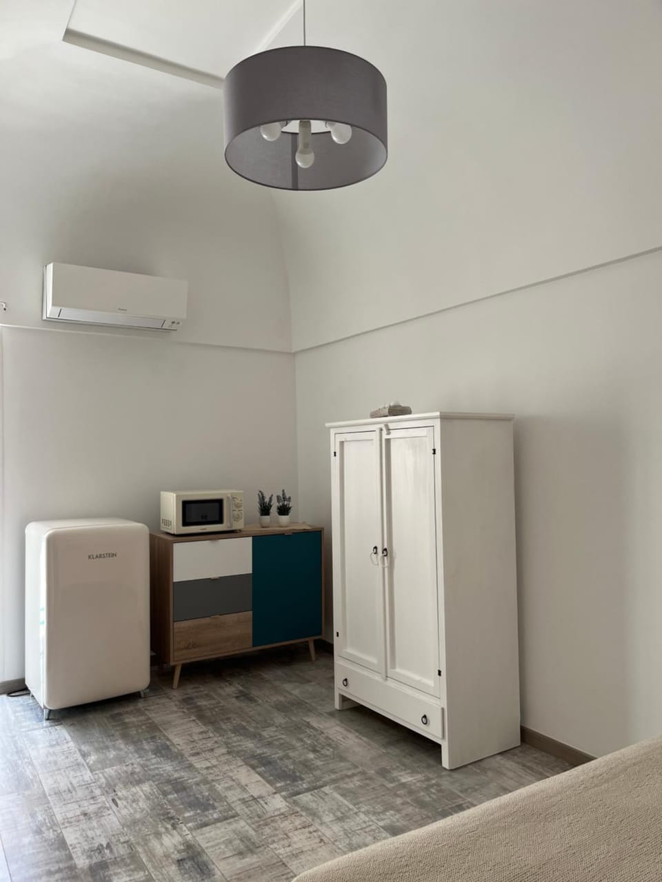 Photo of the whole room, internet, minibar, wardrobe, air conditioner