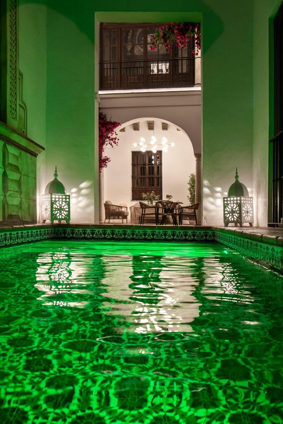 Patio, Pool view, Swimming pool