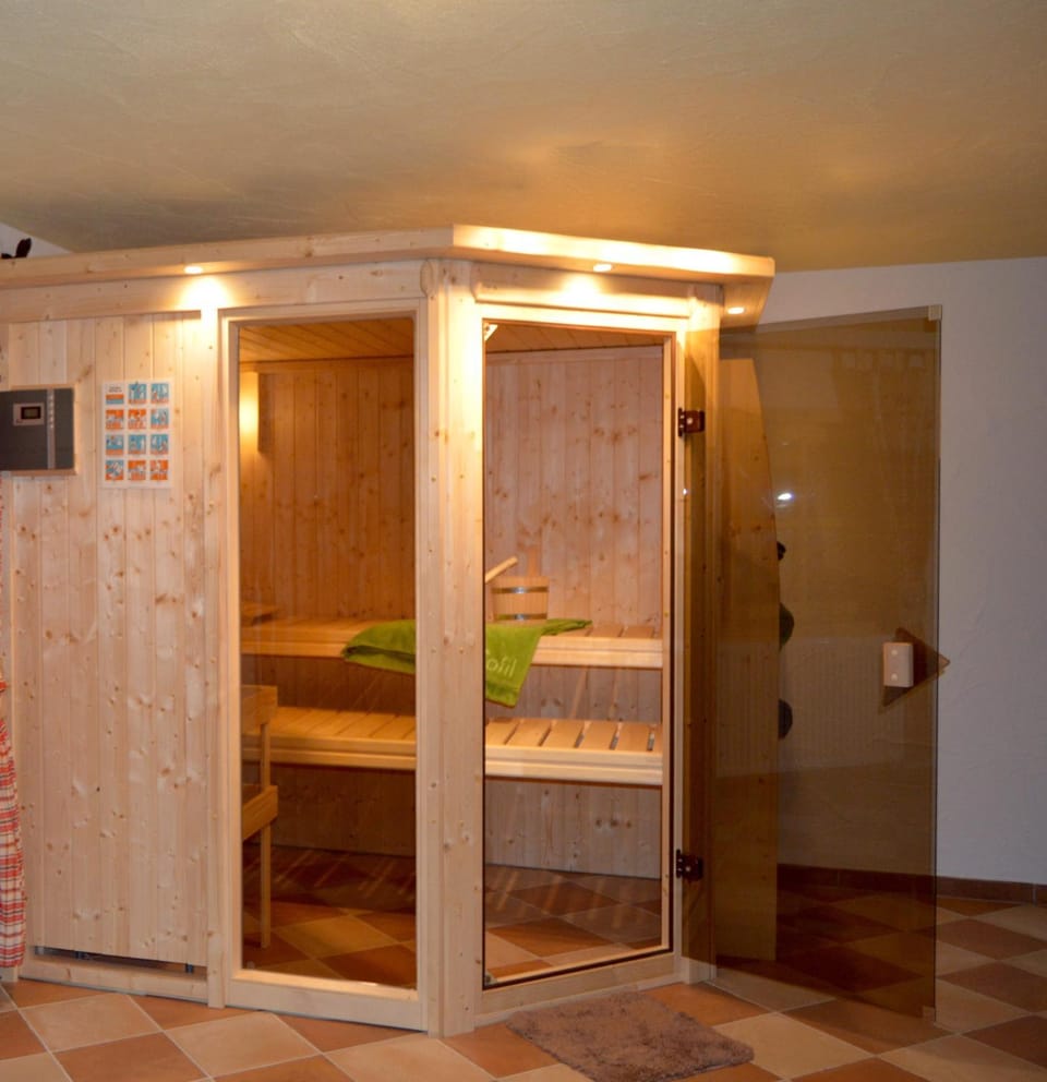 Sauna, Photo of the whole room