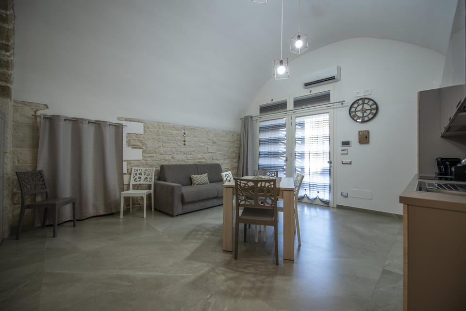 La Lanterna House in Giovinazzo