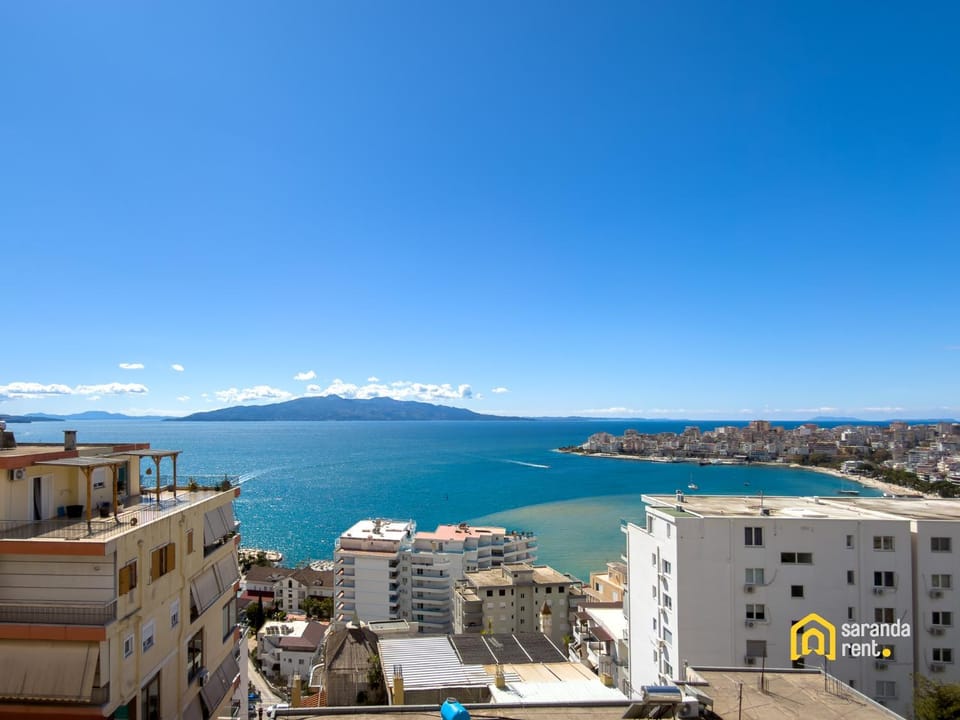 Property building, Balcony/Terrace, City view, Sea view