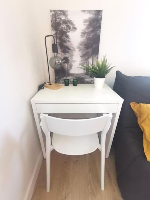 Lumineux T1 de 23m2 à 100m des Métro/Tram Apartment in Villeurbanne