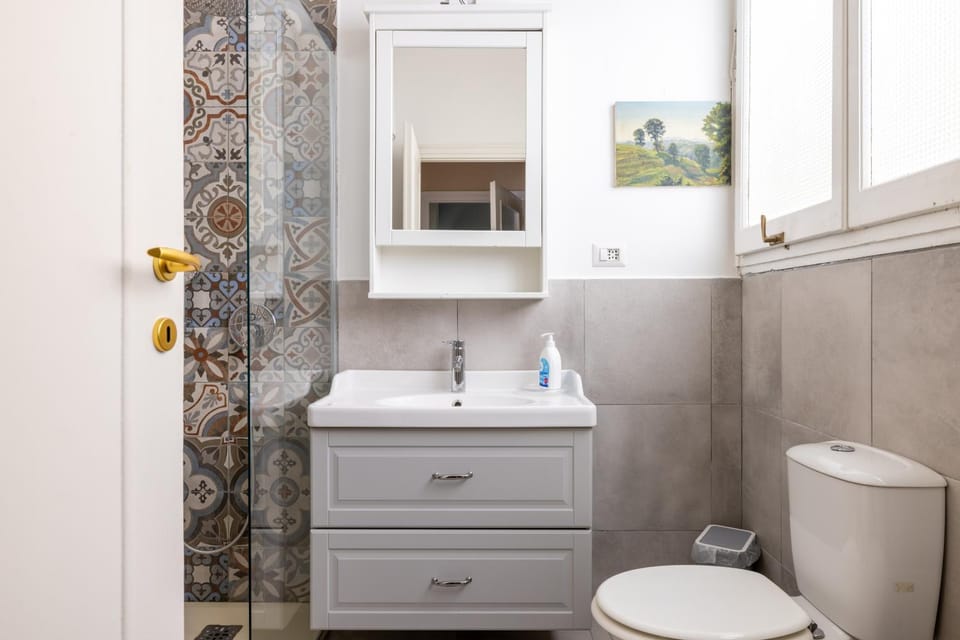 Toilet, Bathroom
