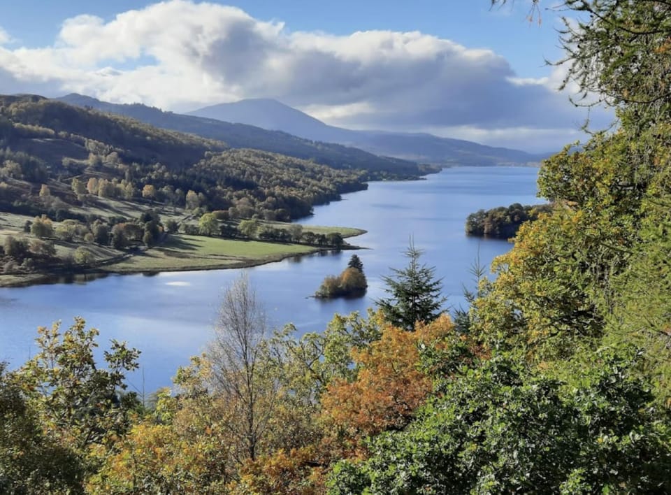 Nearby landmark, Lake view, River view