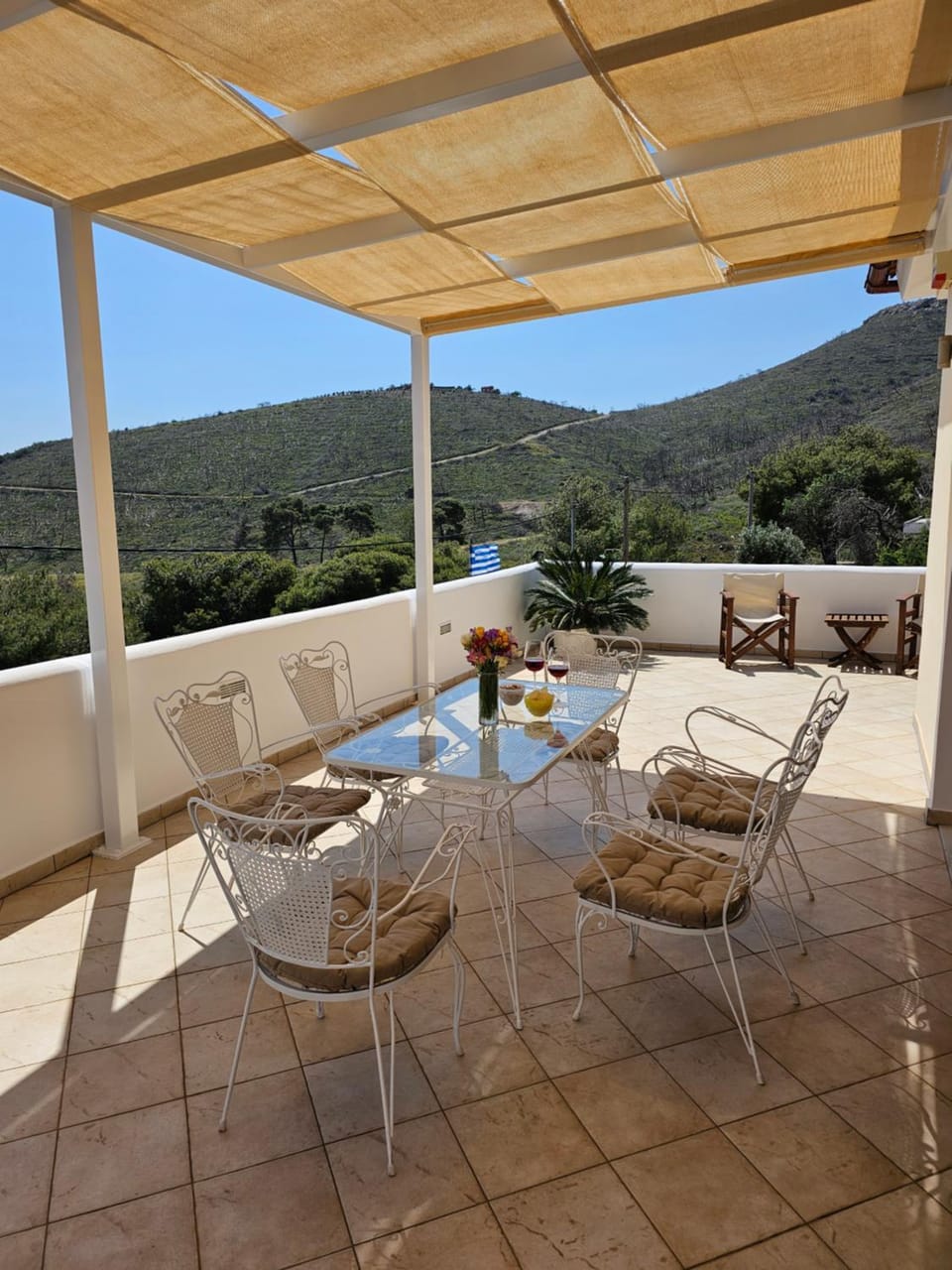 Natural landscape, View (from property/room), Balcony/Terrace, Seating area, Dining area, Mountain view
