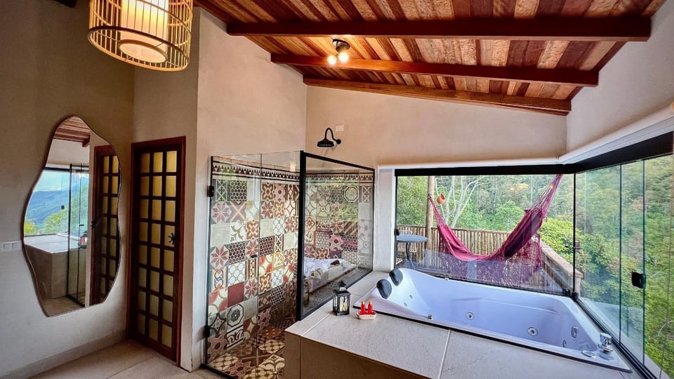 Cabana Rinoceronte House in State of São Paulo
