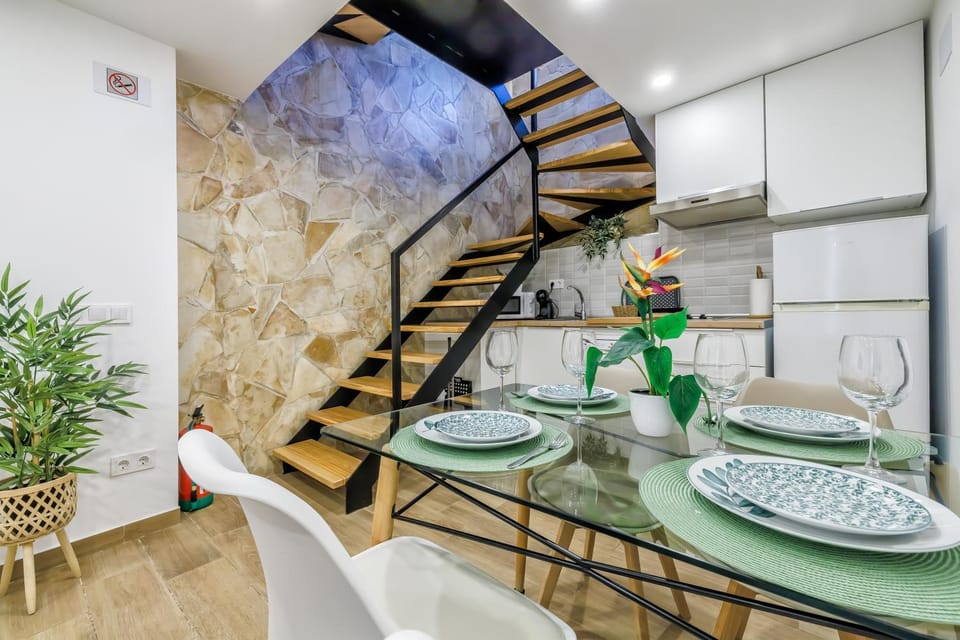 Kitchen or kitchenette, Living room, Dining area