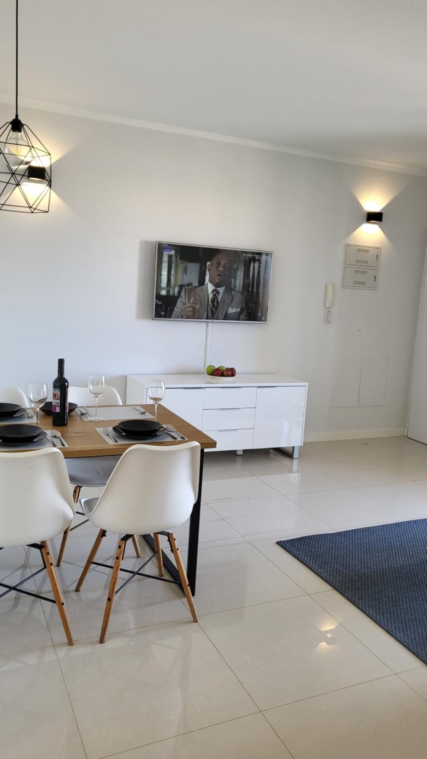 Apartamento Los Amigos, La Zenia Boulevard area, 2 bedrooms, beautiful swimming pool. Apartment in Vega Baja del Segura
