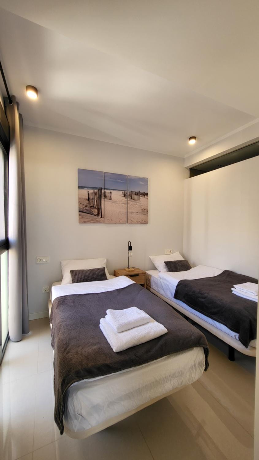 Apartamento Los Amigos, La Zenia Boulevard area, 2 bedrooms, beautiful swimming pool. Apartment in Vega Baja del Segura