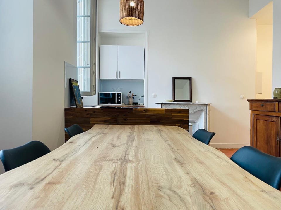 Le Zeus - Cannes Villa St Henri seafront unique 2bedrooms Apartment in Cannes