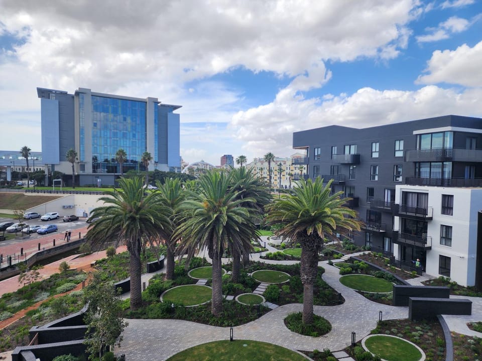 Luxury 2 Bedroom Apartment in Nine Palms Apartment in Cape Town