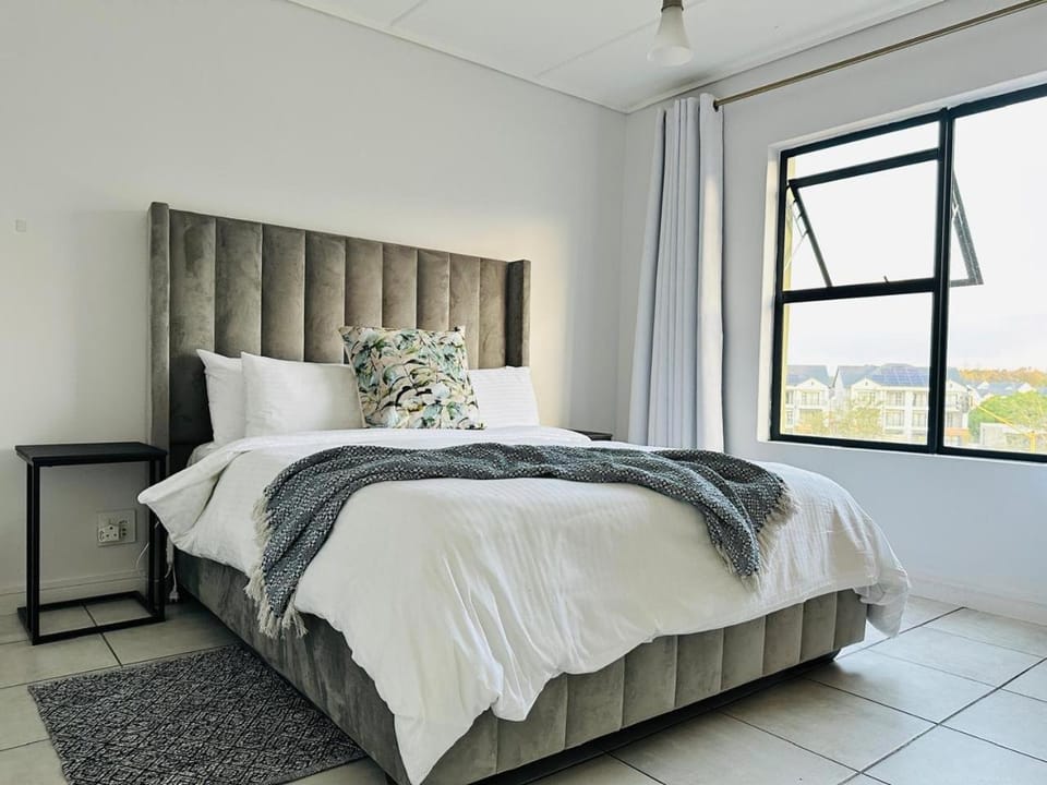 Outerspaces- 2 Bedroom apartment-Sandton Apartment in Sandton