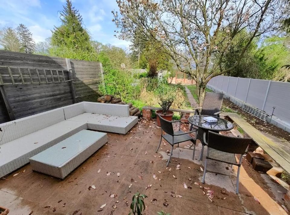 Off site, View (from property/room), Balcony/Terrace, Seating area, Garden view