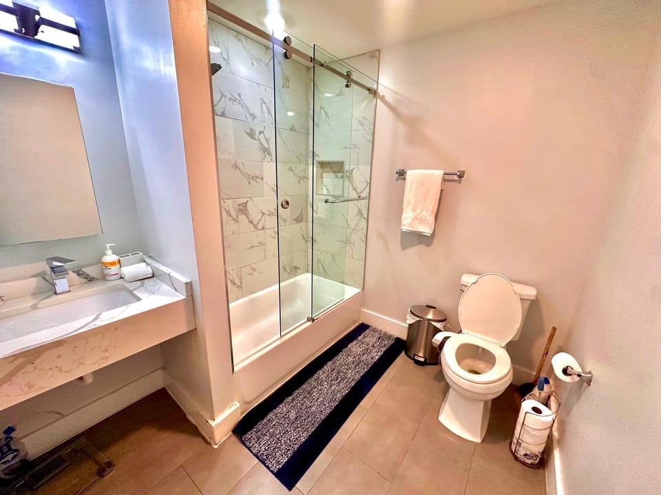 The Chic Suite - 1BR with Luxe Amenities Apartment in Paterson