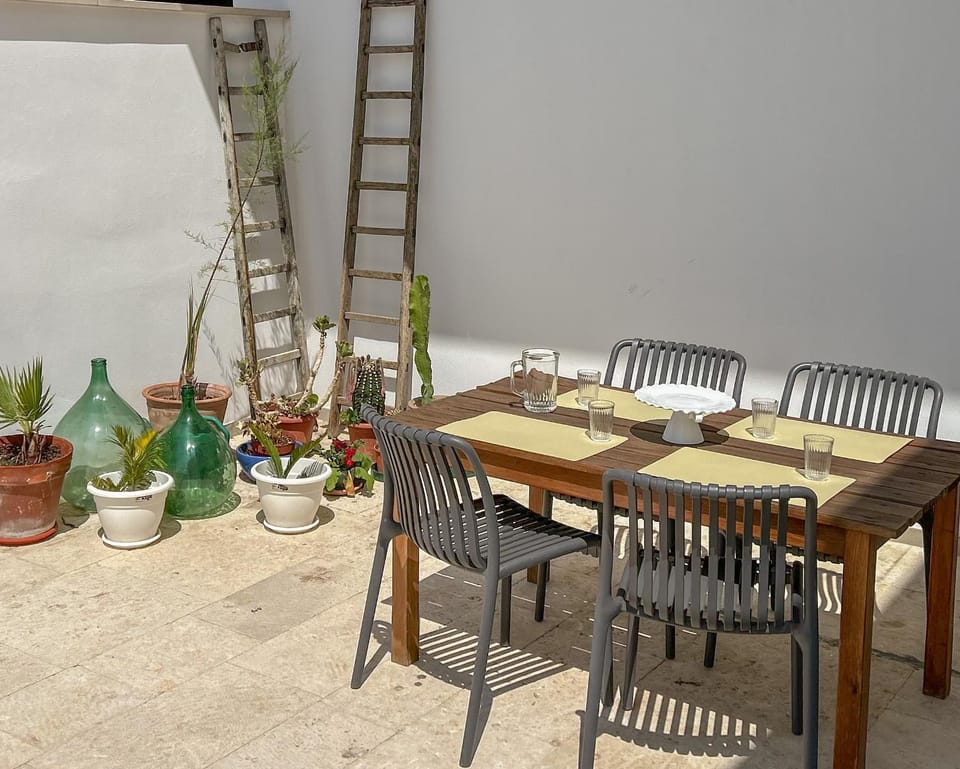 Balcony/Terrace, Dining area