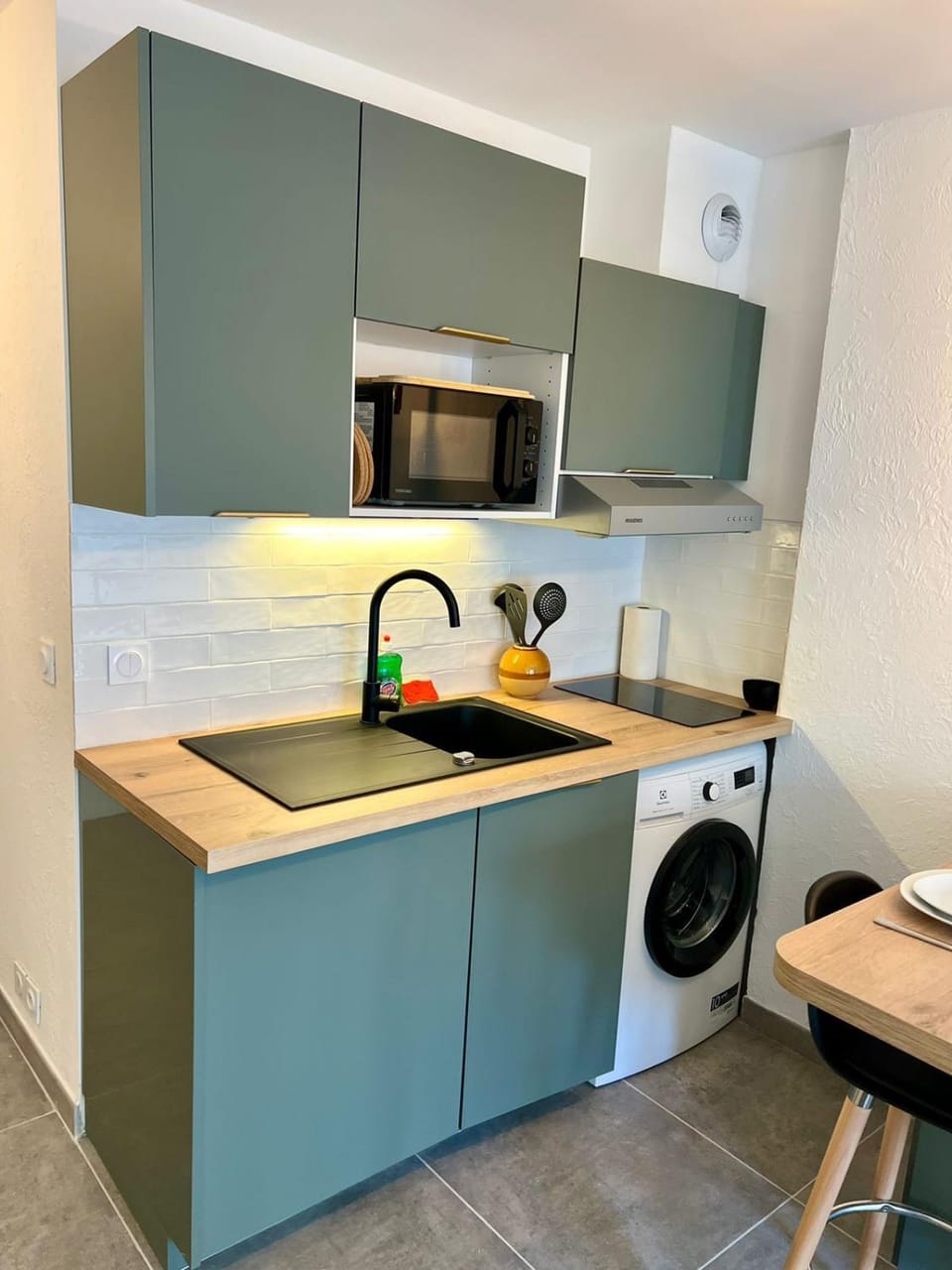 Studio Climatisé, Cosy et Calme au Centre Ville Apartment in Antibes