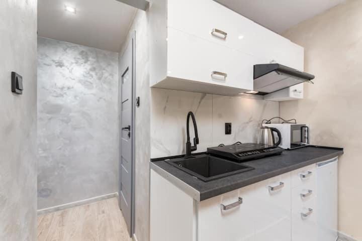 Czerniakowska 40 studio A Apartment in Warsaw