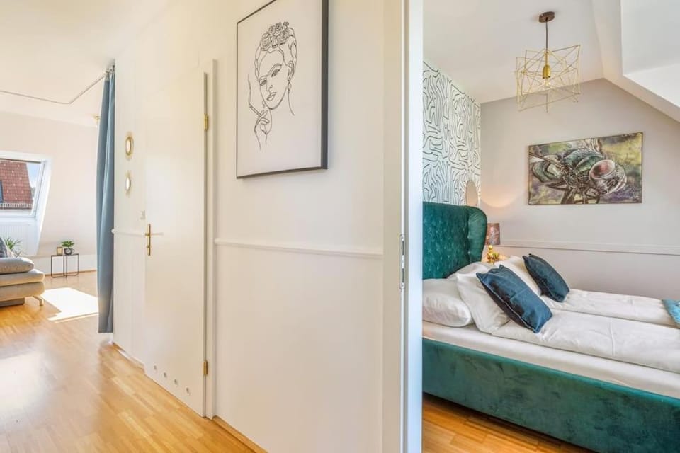 Green Dream Apartment Vienna - 3 Bedrooms and Rooftop Terrace Apartment in Vienna