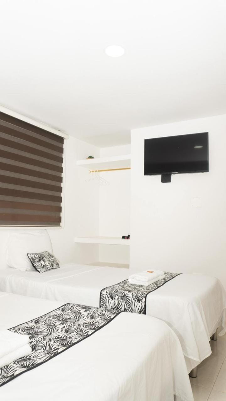 Bed, air conditioner