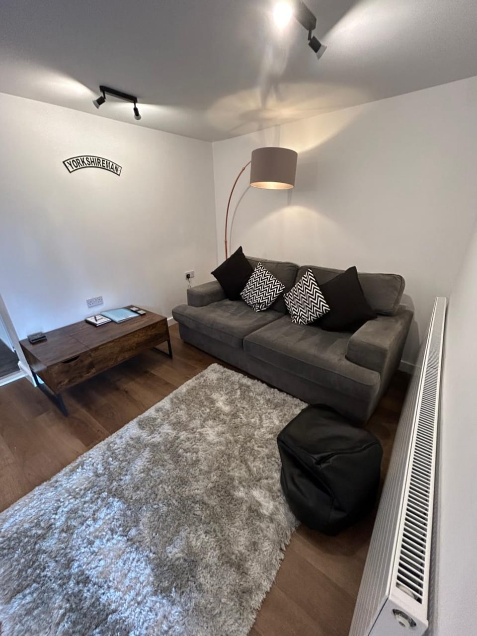 Hill Street Railway retreat. Apartment in Borough of Barnsley
