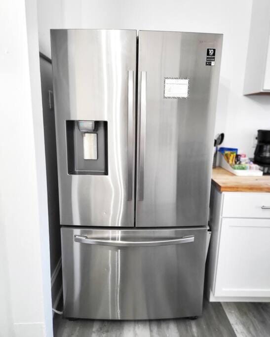 Coaster Heaven, Mins to CP & SF, King/WD/Pet OK Apartment in Sandusky