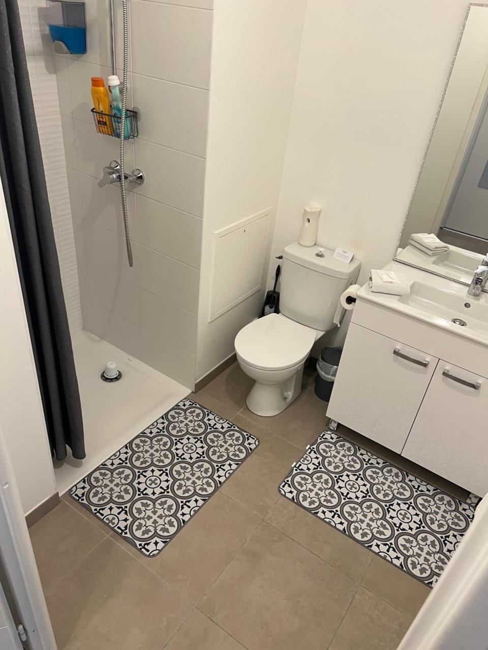 Studio Proche LDLC ARENA OL Apartment in Vaulx-en-Velin