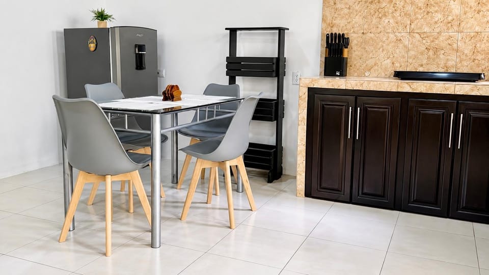 Rio Celeste Birds Garden Apartment, Aire Acondicionado, comodidad y privacidad en un entorno natural 2 Apartment in Alajuela Province