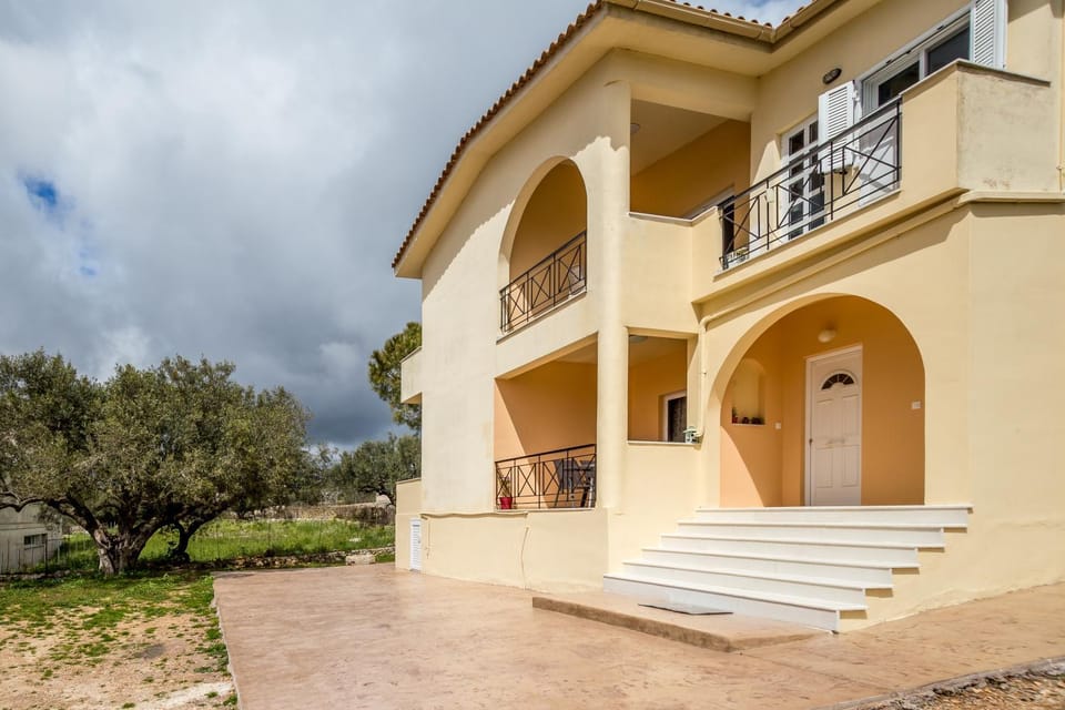 Property building, Balcony/Terrace