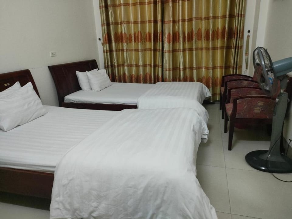 khach san viet uc Hotel in Laos